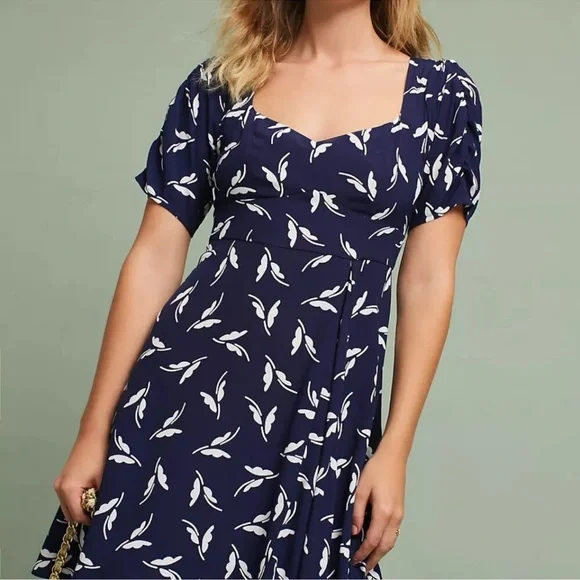 Anthropologie Maeve Fern Ruched Short Sleeve Dress Navy Blue Size 0 - Picture 3 of 11